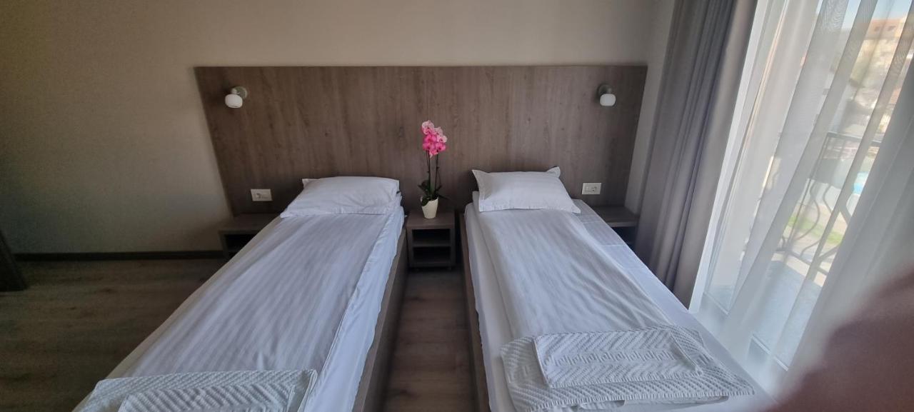 Pensiunea Normandia Temesvár Kültér fotó